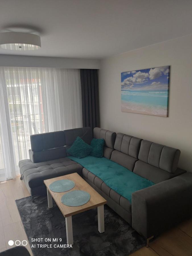 Apartament Szafir W Budynku Basenowym Morska Klifowa Rewal Exterior foto