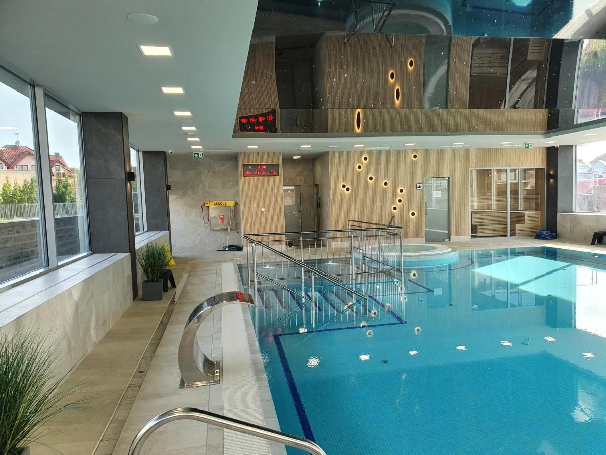 Apartament Szafir W Budynku Basenowym Morska Klifowa Rewal Exterior foto