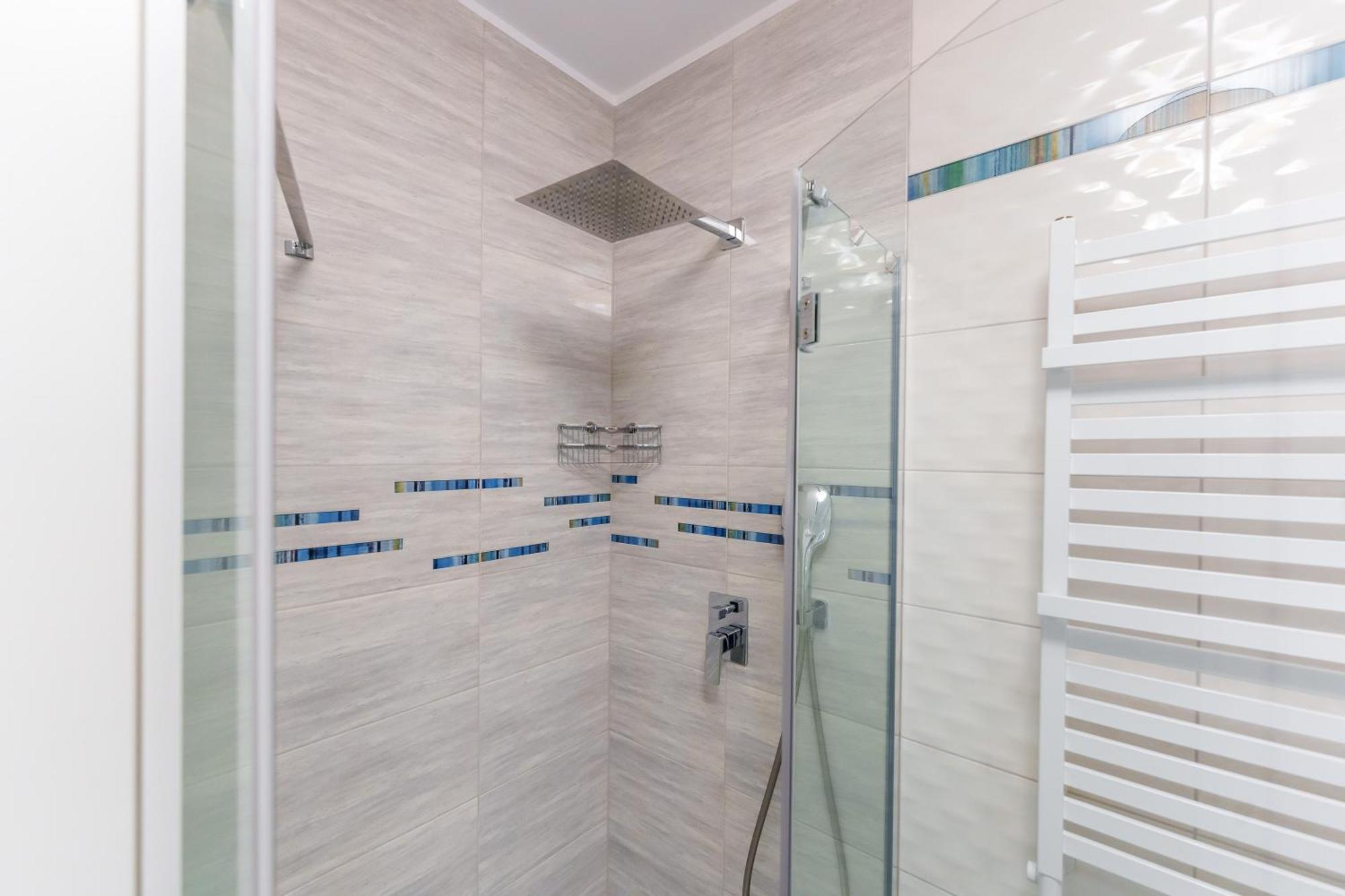 Apartament Szafir W Budynku Basenowym Morska Klifowa Rewal Exterior foto